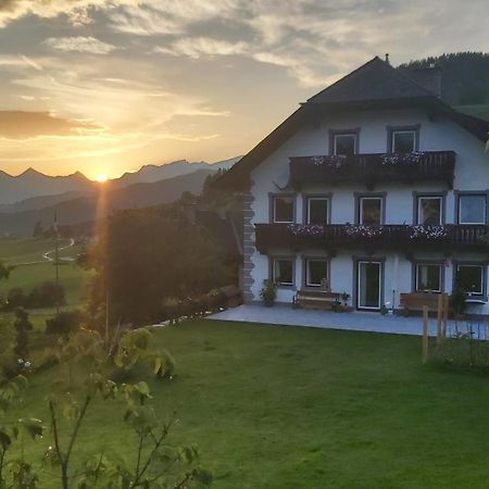 Schweizer Hof Apartman Tamsweg Kültér fotó